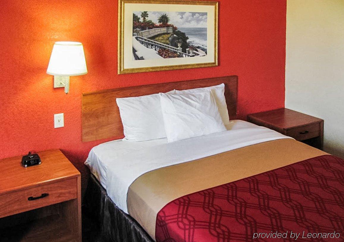 Econo Lodge Ottawa מראה חיצוני תמונה