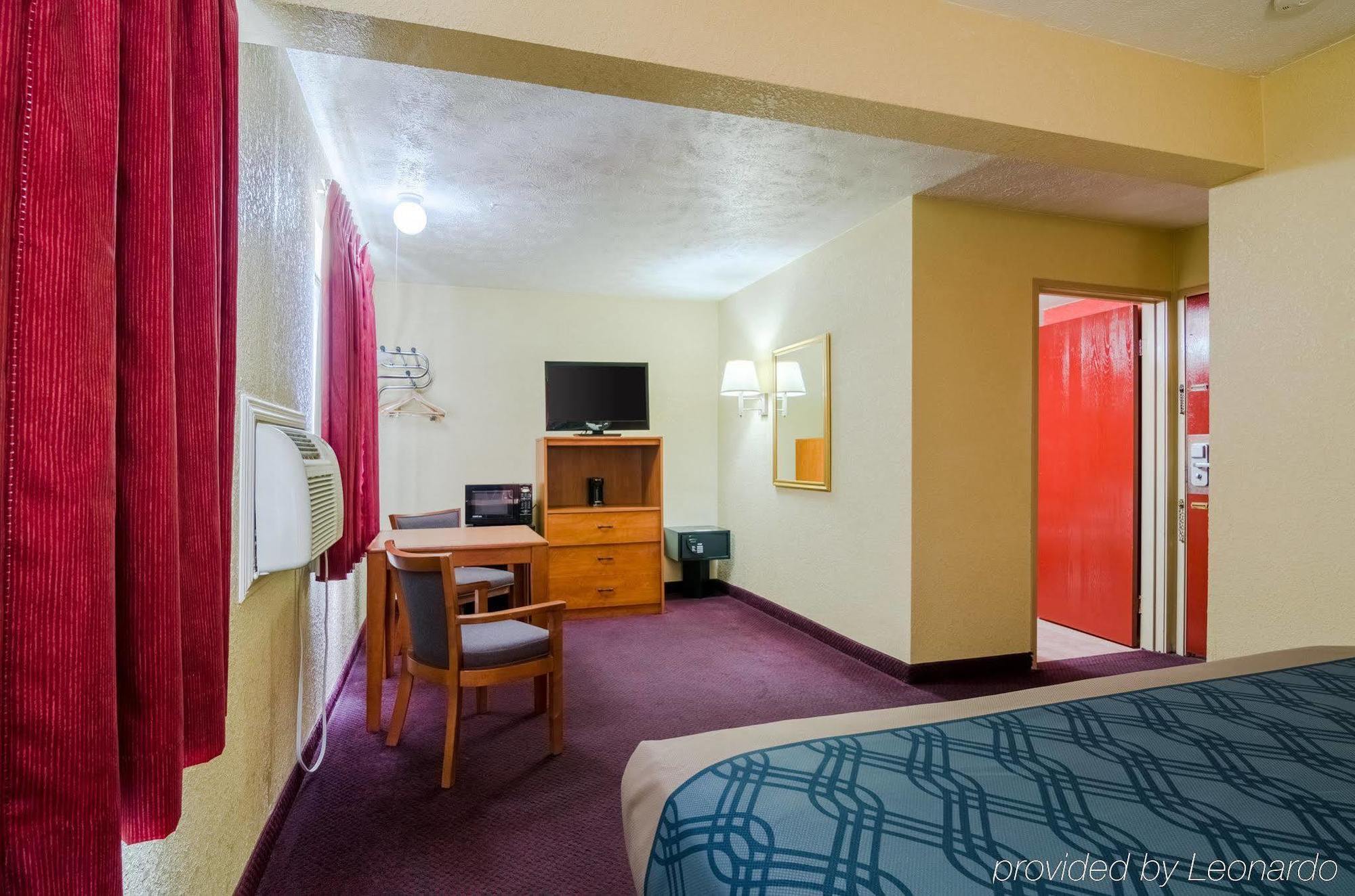 Econo Lodge Ottawa מראה חיצוני תמונה